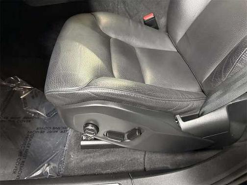 2023 Volvo XC60 Plus