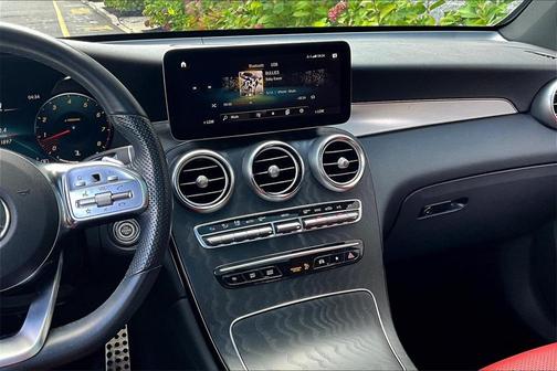 2022 Mercedes-Benz GLC 300 4MATIC