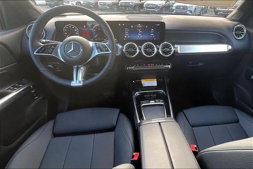 2026 Mercedes-Benz GLB 250 4MATIC