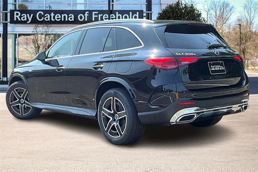 2025 Mercedes-Benz GLC 350e Base