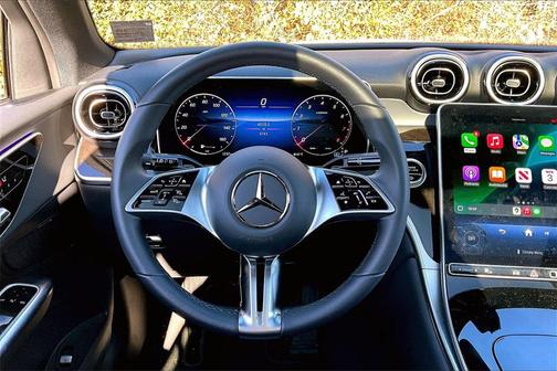2025 Mercedes-Benz GLC 300 4MATIC