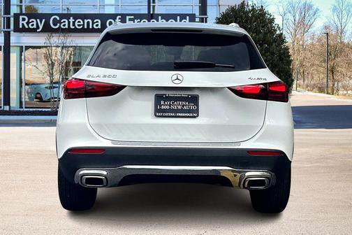 2025 Mercedes-Benz GLA 250 4MATIC