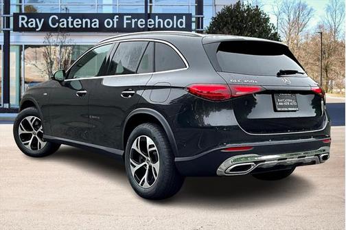 2025 Mercedes-Benz GLC 350e Base