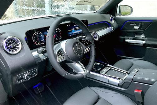 2026 Mercedes-Benz GLB 250 4MATIC