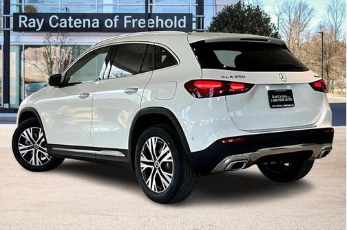 2025 Mercedes-Benz GLA 250 4MATIC
