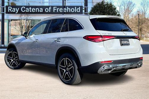 2026 Mercedes-Benz GLC 300 4MATIC