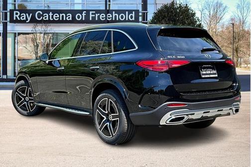 2025 Mercedes-Benz GLC 300 4MATIC