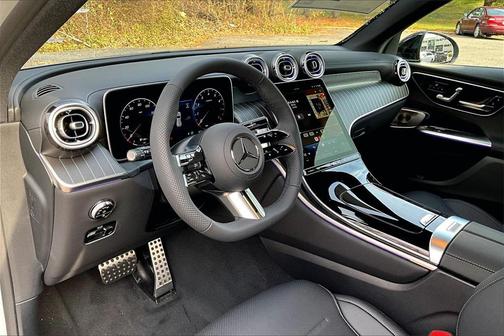 2026 Mercedes-Benz GLC 300 4MATIC