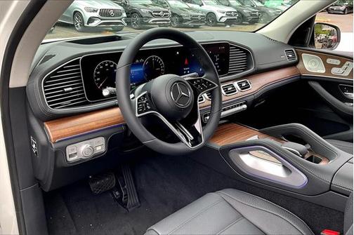 2025 Mercedes-Benz GLE 450e 4MATIC