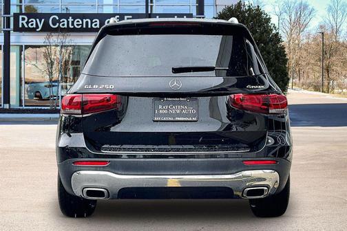 Night Black 2022 Mercedes-Benz GLB 250 4MATIC