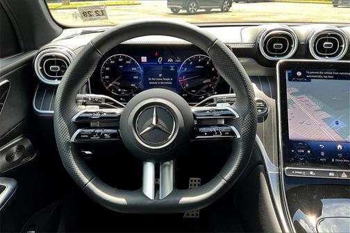 2025 Mercedes-Benz GLC 300 4MATIC