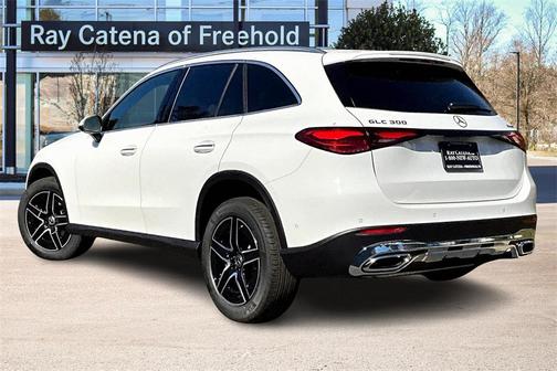 2026 Mercedes-Benz GLC 300 4MATIC