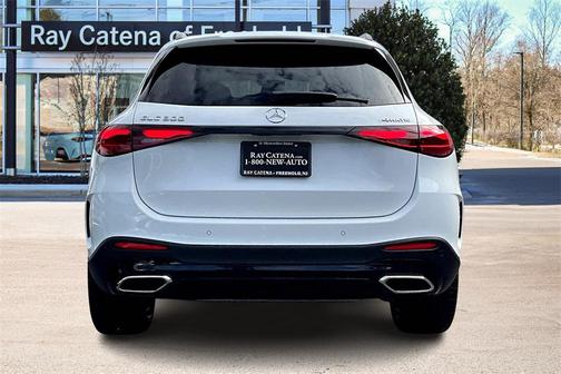 2026 Mercedes-Benz GLC 300 4MATIC