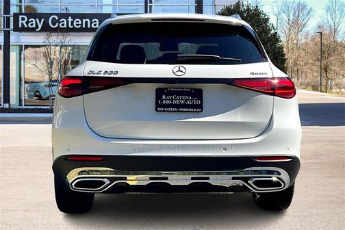 2026 Mercedes-Benz GLC 300 4MATIC