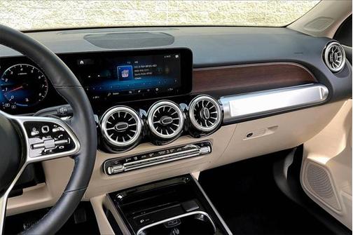 2022 Mercedes-Benz GLB 250 4MATIC