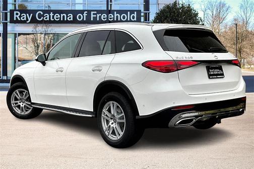 2026 Mercedes-Benz GLC 300 4MATIC