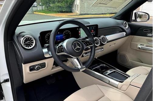2025 Mercedes-Benz GLB 250 4MATIC