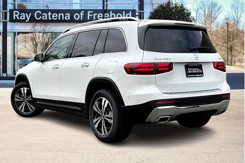 2025 Mercedes-Benz GLB 250 4MATIC