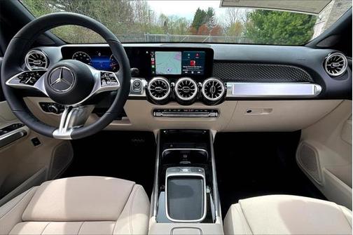 2025 Mercedes-Benz GLB 250 4MATIC