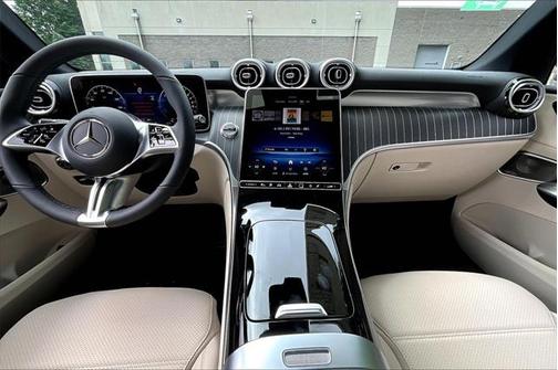 2025 Mercedes-Benz GLC 350e Base