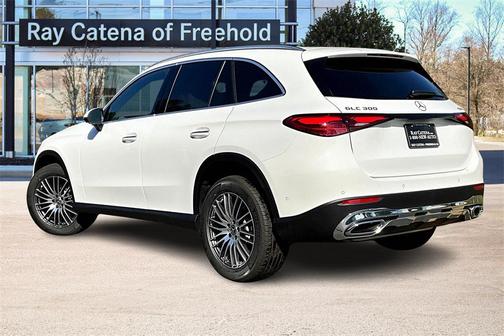 2026 Mercedes-Benz GLC 300 4MATIC