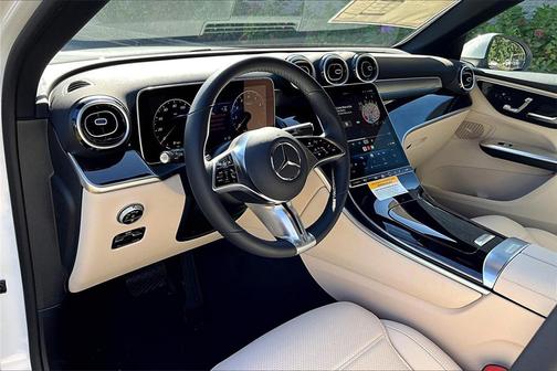 2026 Mercedes-Benz GLC 300 4MATIC