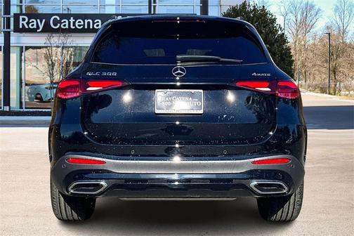 2026 Mercedes-Benz GLC 300 4MATIC