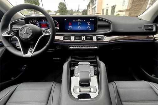 2026 Mercedes-Benz GLS 450 4MATIC