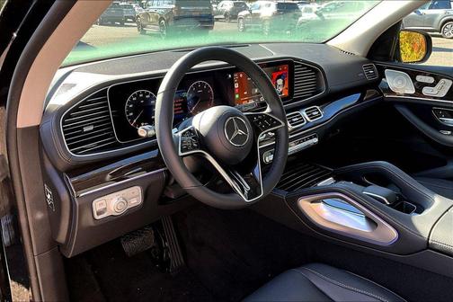 Black 2026 Mercedes-Benz GLE 450 4MATIC