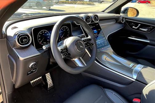 2026 Mercedes-Benz GLC 300 4MATIC