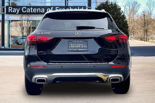 2026 Mercedes-Benz GLA 250 4MATIC