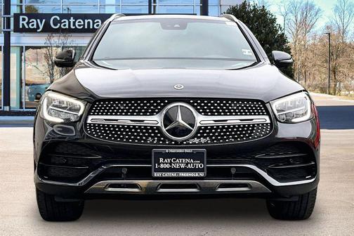 Graphite Gray Metallic 2022 Mercedes-Benz GLC 300 4MATIC
