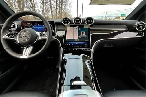 2025 Mercedes-Benz GLC 300 4MATIC