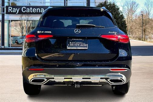 2026 Mercedes-Benz GLC 300 4MATIC