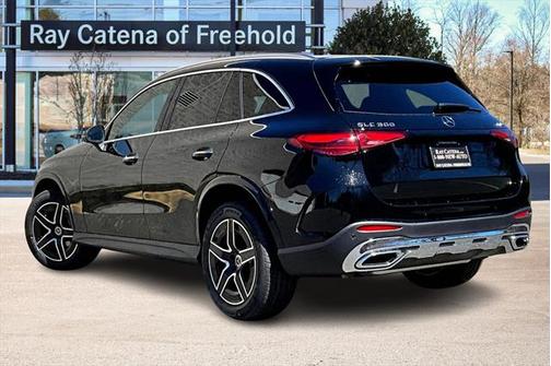2025 Mercedes-Benz GLC 300 4MATIC