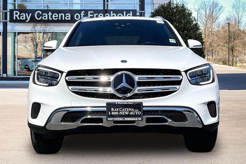 White 2022 Mercedes-Benz GLC 300 4MATIC