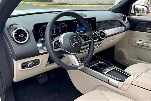 2025 Mercedes-Benz GLB 250 4MATIC