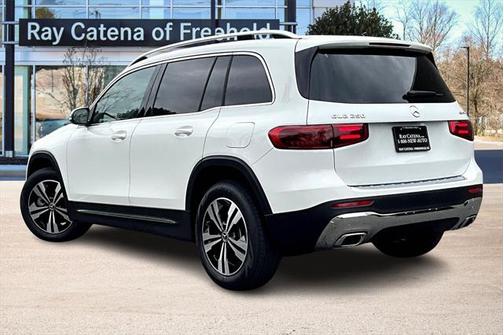 2025 Mercedes-Benz GLB 250 4MATIC
