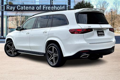 2026 Mercedes-Benz GLS 450 4MATIC