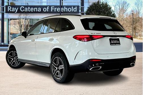 2025 Mercedes-Benz GLC 300 4MATIC