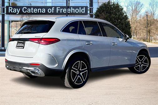 2025 Mercedes-Benz GLC 350e Base