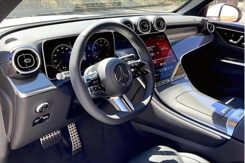 2025 Mercedes-Benz GLC 300 4MATIC