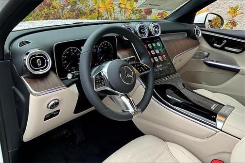 2026 Mercedes-Benz GLC 300 4MATIC