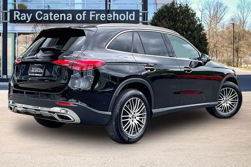 Black 2024 Mercedes-Benz GLC 300 4MATIC
