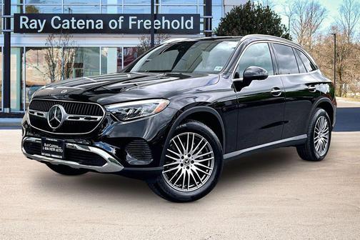 Black 2024 Mercedes-Benz GLC 300 4MATIC