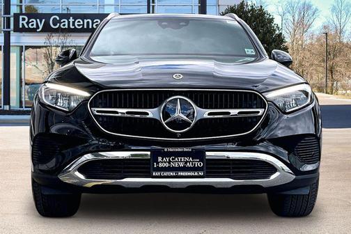Black 2024 Mercedes-Benz GLC 300 4MATIC