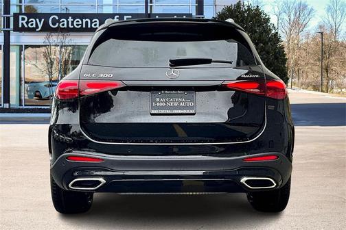 2026 Mercedes-Benz GLC 300 4MATIC
