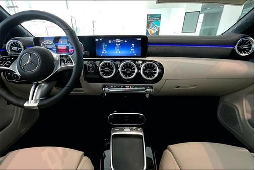2025 Mercedes-Benz CLA 250 4MATIC