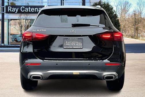 2026 Mercedes-Benz GLA 250 4MATIC