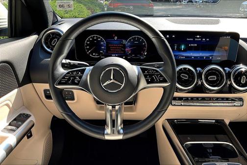 2025 Mercedes-Benz GLA 250 4MATIC